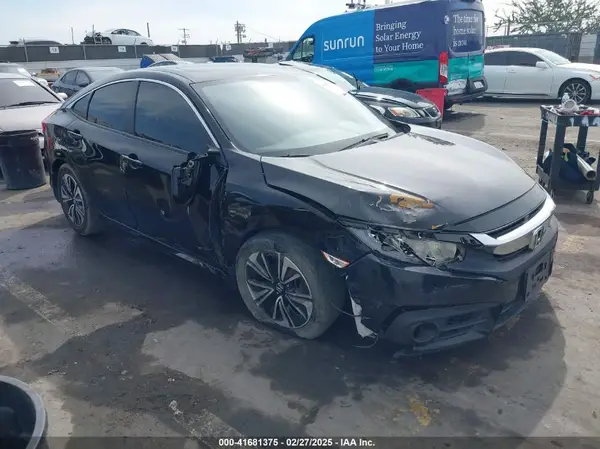 JHMFC1F36JX010421 2018 HONDA CIVIC - Image 1