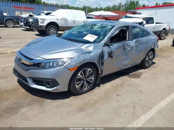 JHMFC1F36JX032113 2018 HONDA CIVIC - Image 2