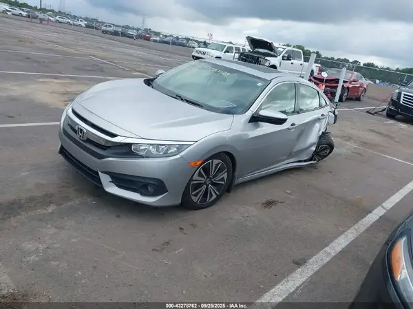 JHMFC1F37JX007690 2018 HONDA CIVIC - Image 2