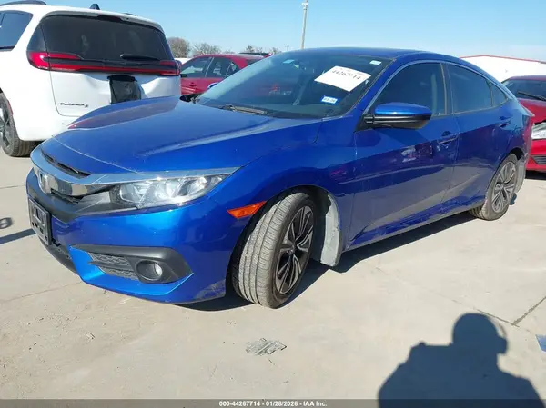 JHMFC1F37JX016714 2018 HONDA CIVIC - Image 2