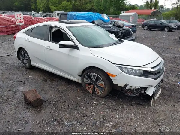 JHMFC1F37JX020679 2018 HONDA CIVIC - Image 1