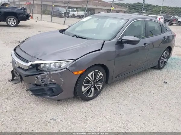 JHMFC1F37JX027566 2018 HONDA CIVIC - Image 2