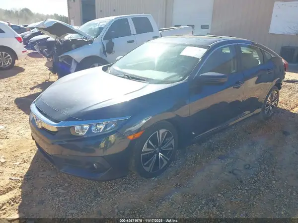 JHMFC1F37JX032220 2018 HONDA CIVIC - Image 2