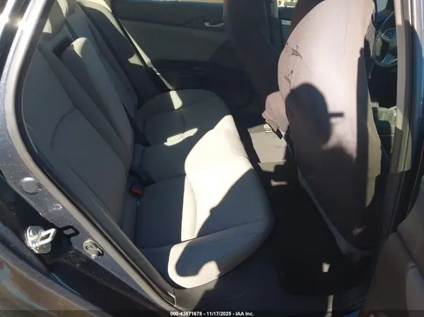 JHMFC1F37JX032220 2018 HONDA CIVIC - Image 8