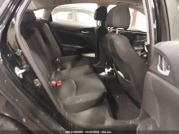 JHMFC1F37JX037210 2018 HONDA CIVIC - Image 8