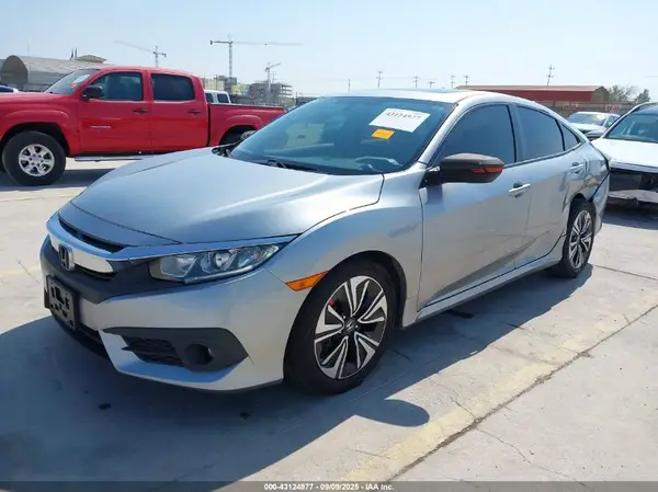 JHMFC1F38JX008248 2018 HONDA CIVIC - Image 2