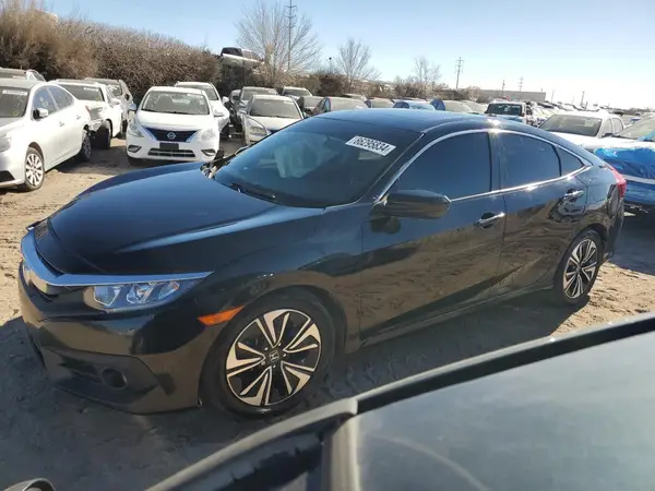 JHMFC1F38JX011764 2018 HONDA CIVIC - Image 1