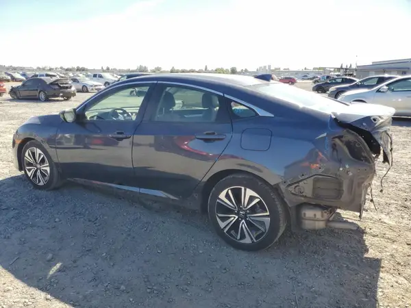 JHMFC1F38JX012669 2018 HONDA CIVIC - Image 2