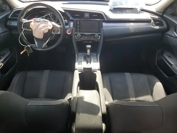 JHMFC1F38JX015779 2018 HONDA CIVIC - Image 8