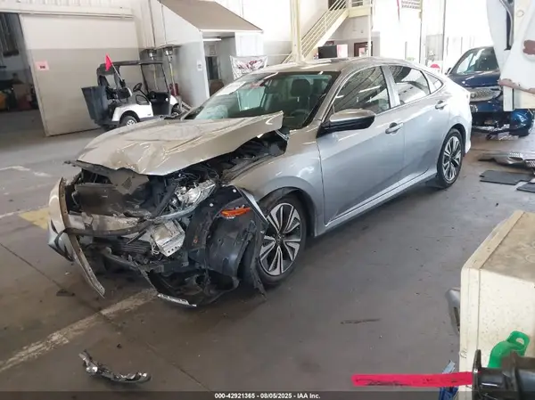 JHMFC1F38JX016107 2018 HONDA CIVIC - Image 2