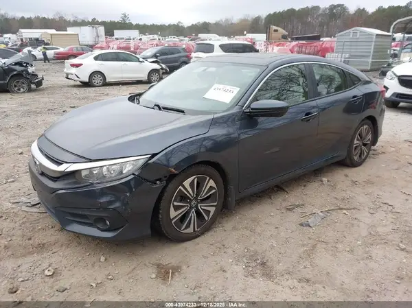 JHMFC1F38JX016589 2018 HONDA CIVIC - Image 2