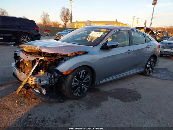 JHMFC1F38JX018312 2018 HONDA CIVIC - Image 2