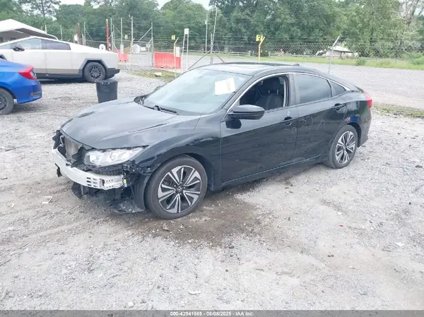 JHMFC1F38JX026622 2018 HONDA CIVIC - Image 2