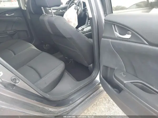 JHMFC1F38JX030217 2018 HONDA CIVIC - Image 8