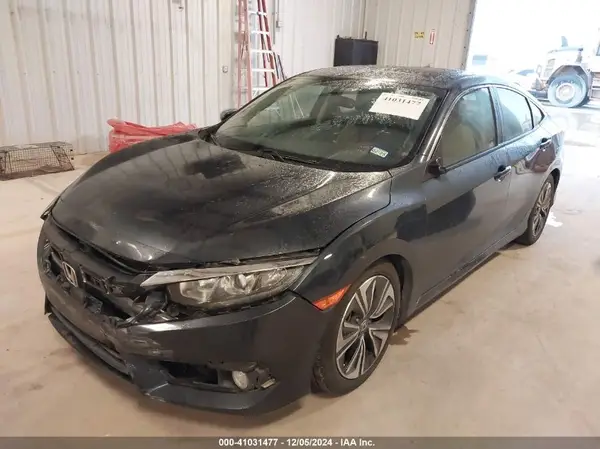 JHMFC1F38JX038141 2018 HONDA CIVIC - Image 2