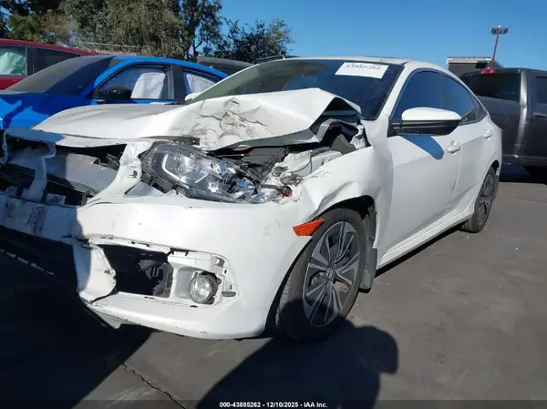 JHMFC1F38JX040892 2018 HONDA CIVIC - Image 2