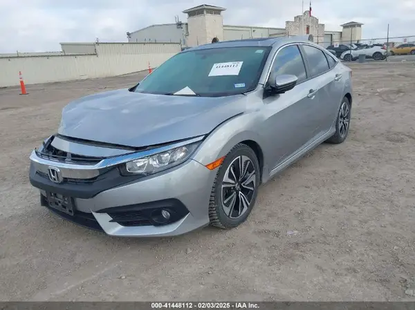 JHMFC1F38JX044084 2018 HONDA CIVIC - Image 2