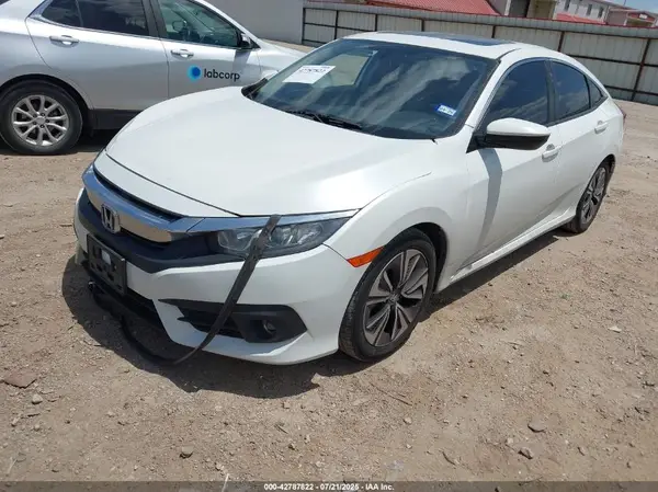JHMFC1F39JX001051 2018 HONDA CIVIC - Image 2