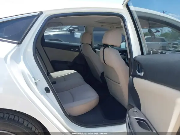JHMFC1F39JX001051 2018 HONDA CIVIC - Image 8
