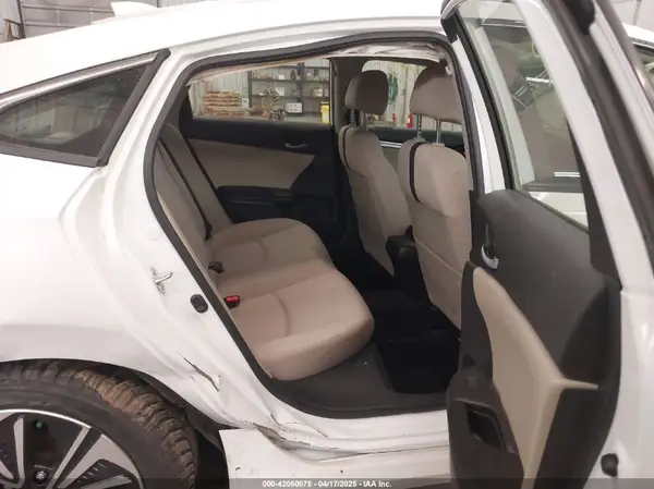 JHMFC1F39JX002653 2018 HONDA CIVIC - Image 8