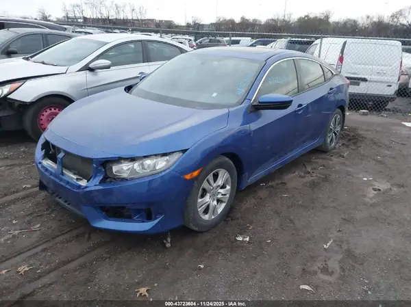 JHMFC1F39JX003060 2018 HONDA CIVIC - Image 2