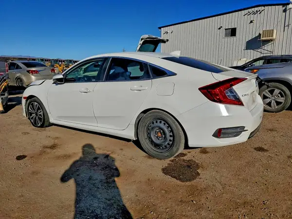 JHMFC1F39JX011434 2018 HONDA CIVIC - Image 2