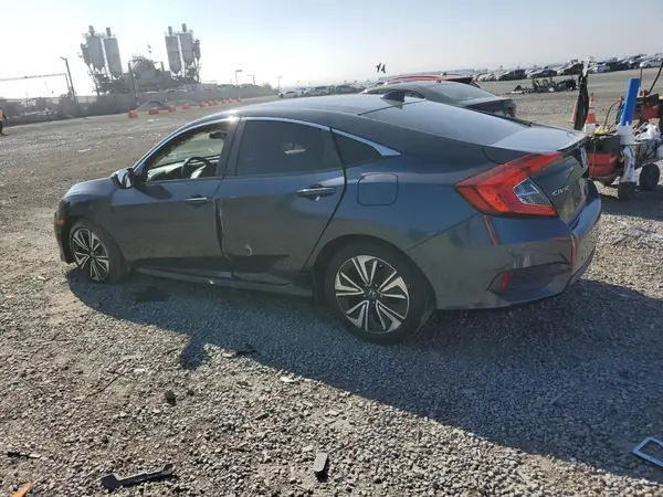 JHMFC1F39JX015855 2018 HONDA CIVIC - Image 2