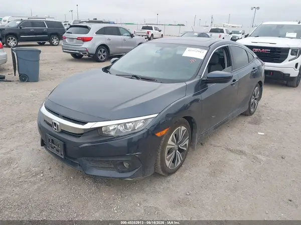 JHMFC1F39JX020778 2018 HONDA CIVIC - Image 2