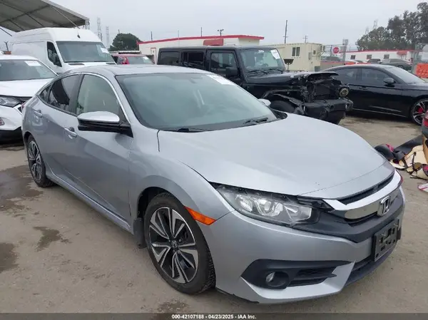 JHMFC1F39JX021543 2018 HONDA CIVIC - Image 1