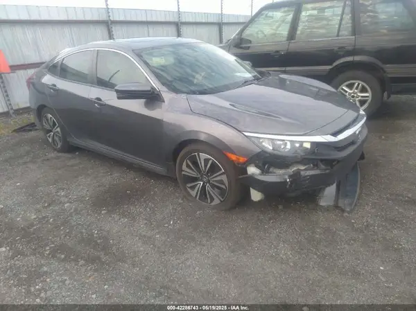 JHMFC1F39JX022370 2018 HONDA CIVIC - Image 1