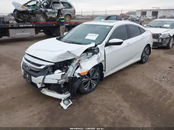 JHMFC1F39JX022580 2018 HONDA CIVIC - Image 2