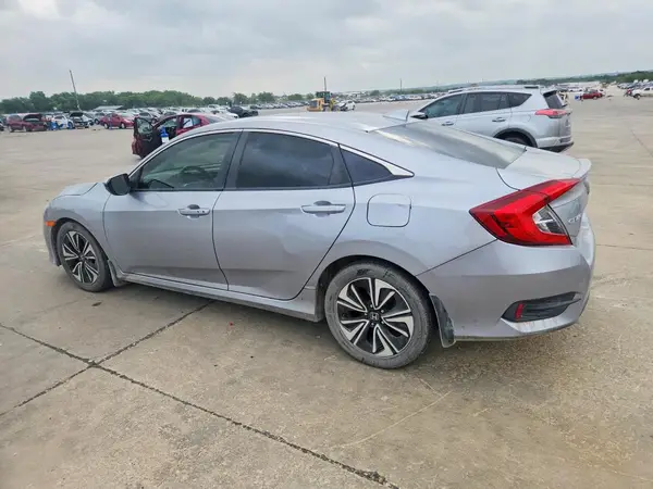 JHMFC1F39JX034390 2018 HONDA CIVIC - Image 2