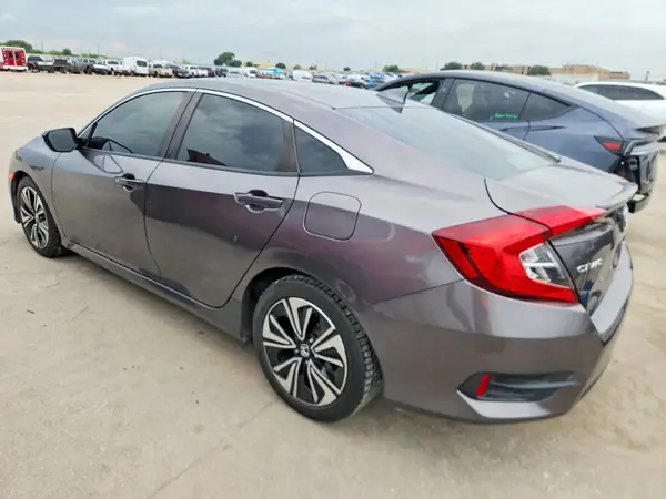 JHMFC1F3XJX001754 2018 HONDA CIVIC - Image 2