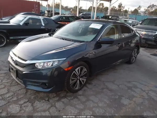 JHMFC1F3XJX006095 2018 HONDA CIVIC - Image 2