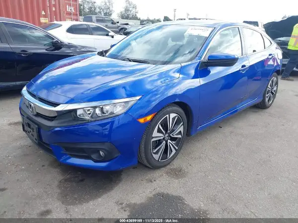 JHMFC1F3XJX007327 2018 HONDA CIVIC - Image 2
