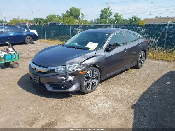 JHMFC1F3XJX016898 2018 HONDA CIVIC - Image 2