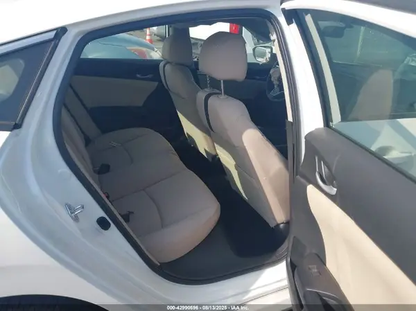 JHMFC1F3XJX033748 2018 HONDA CIVIC - Image 8
