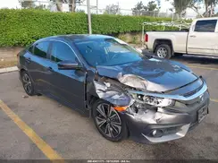 JHMFC1F3XJX040375 2018 HONDA CIVIC