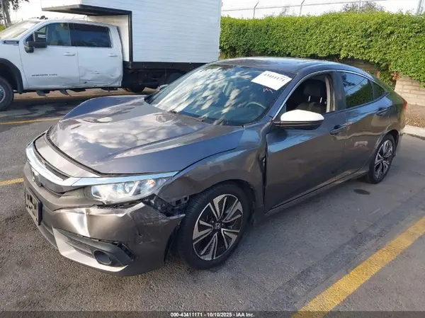 JHMFC1F3XJX040375 2018 HONDA CIVIC - Image 2