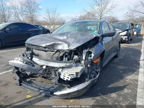 JHMFC1F40JX008401 2018 HONDA CIVIC - Image 2