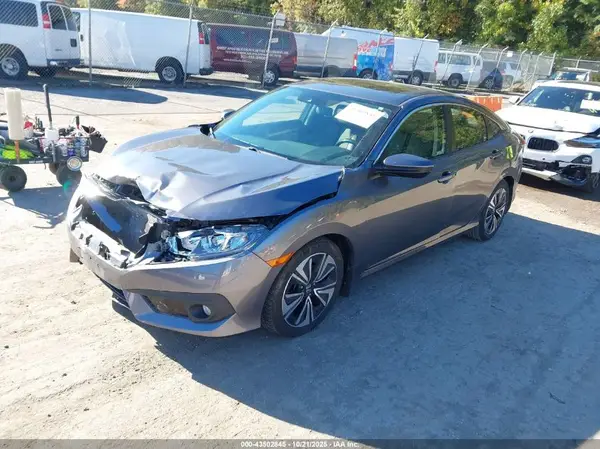JHMFC1F43JX026892 2018 HONDA CIVIC - Image 2