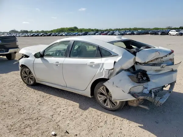 JHMFC1F48JX033983 2018 HONDA CIVIC - Image 2