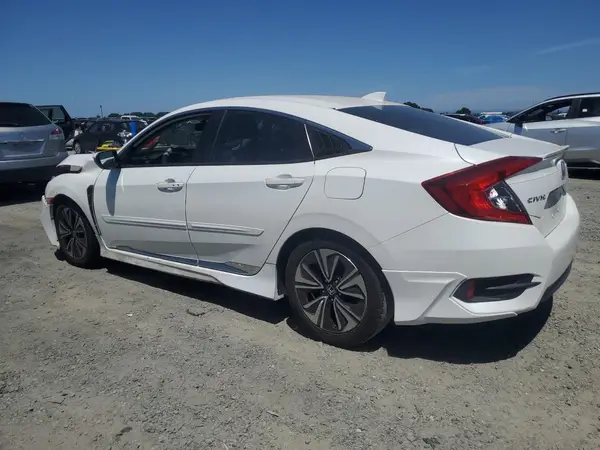JHMFC1F70JX001068 2018 HONDA CIVIC - Image 2