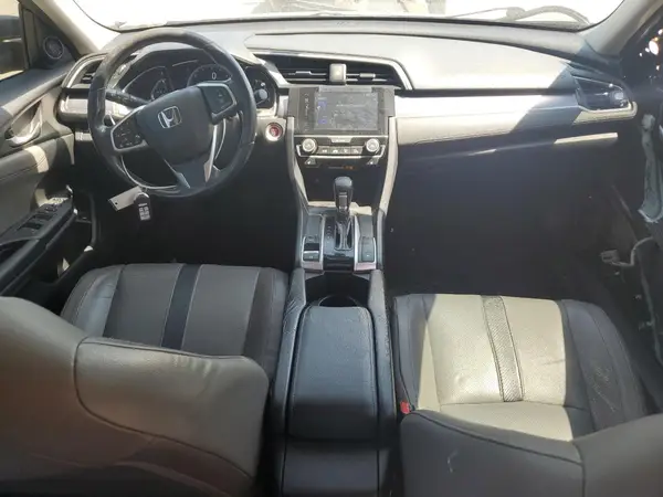 JHMFC1F71JX000527 2018 HONDA CIVIC - Image 8