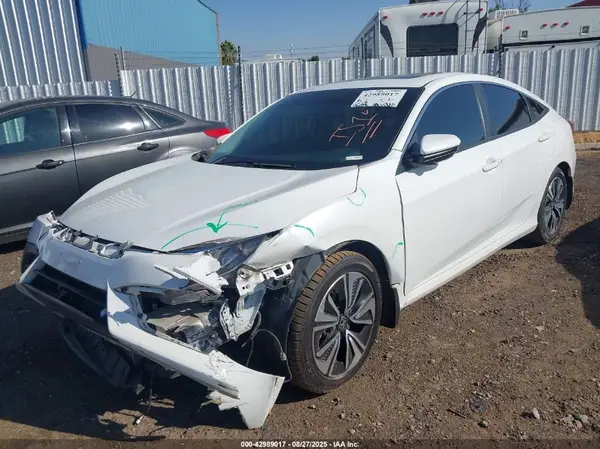 JHMFC1F71JX001421 2018 HONDA CIVIC - Image 2