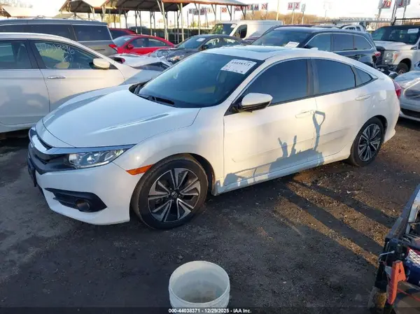 JHMFC1F71JX003380 2018 HONDA CIVIC - Image 2