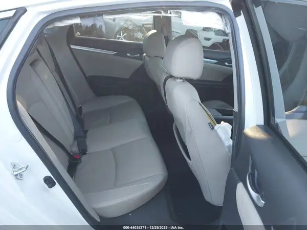 JHMFC1F71JX003380 2018 HONDA CIVIC - Image 8