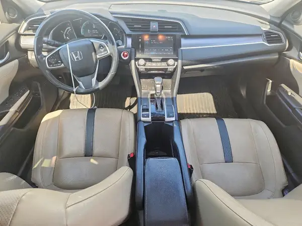 JHMFC1F71JX017697 2018 HONDA CIVIC - Image 8