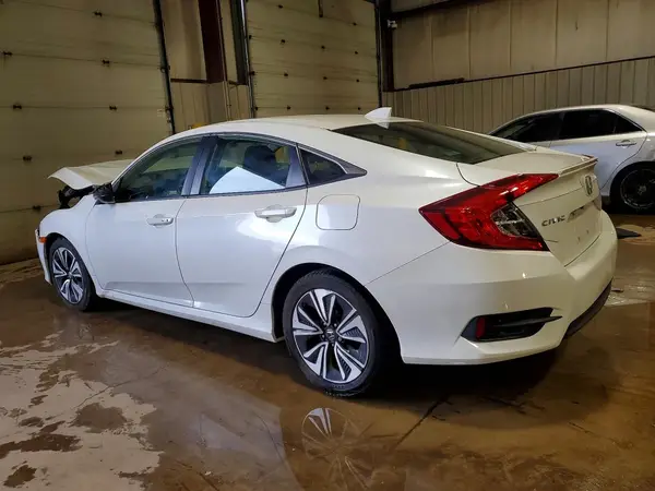 JHMFC1F71JX023743 2018 HONDA CIVIC - Image 2