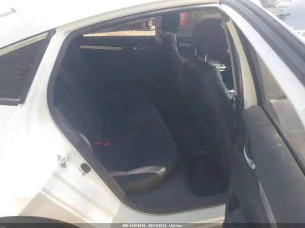 JHMFC1F71JX031454 2018 HONDA CIVIC - Image 8